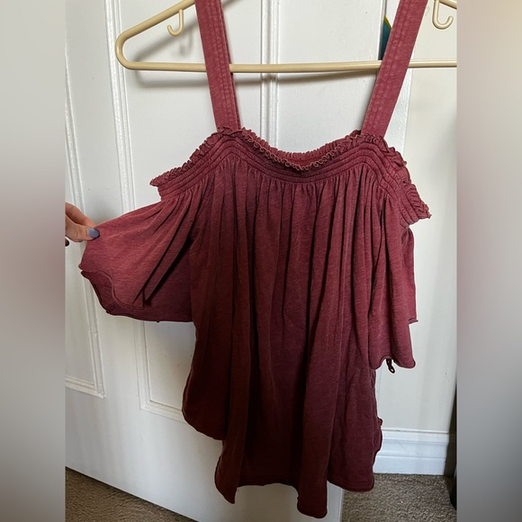 Off the Shoulder Tank - Picture 2 of 2